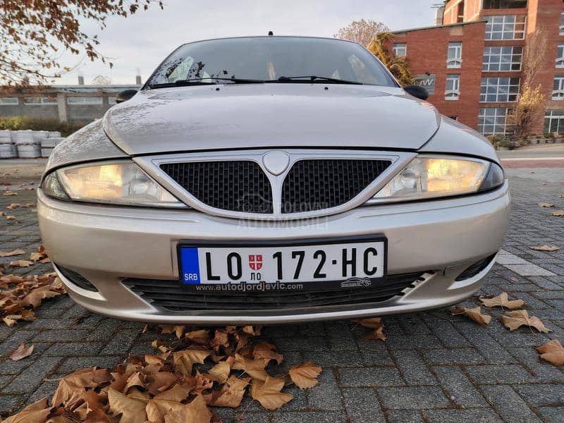 Lancia Ypsilon 1,2