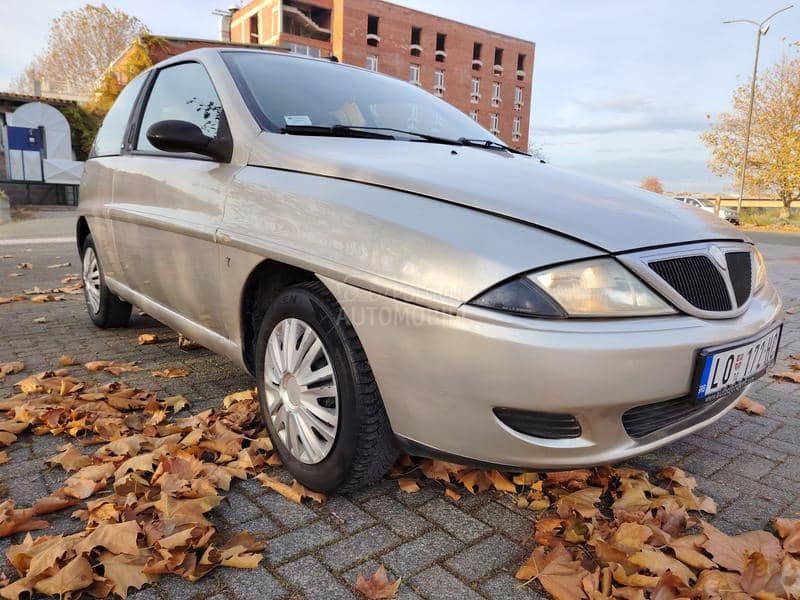 Lancia Ypsilon 1,2