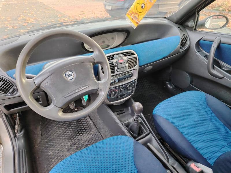 Lancia Ypsilon 1,2