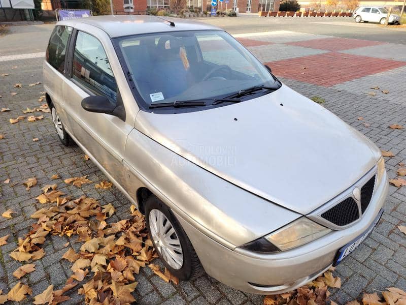 Lancia Ypsilon 1,2