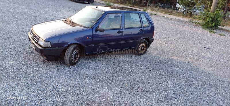 Fiat Uno 