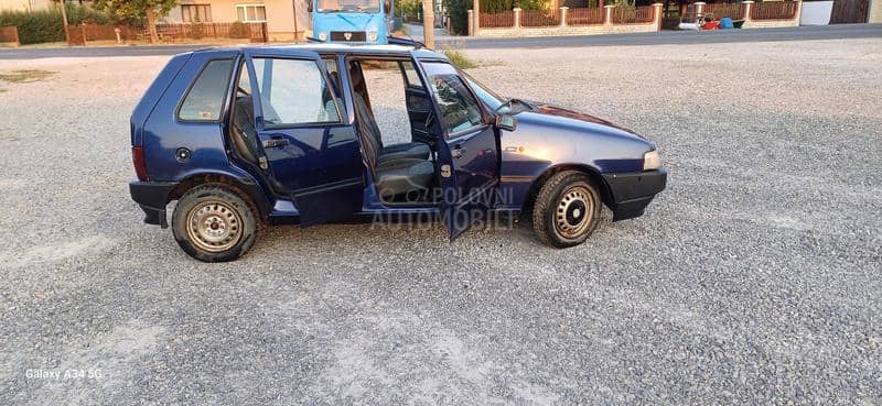 Fiat Uno 