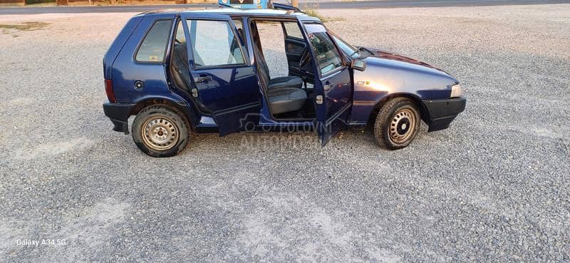 Fiat Uno 