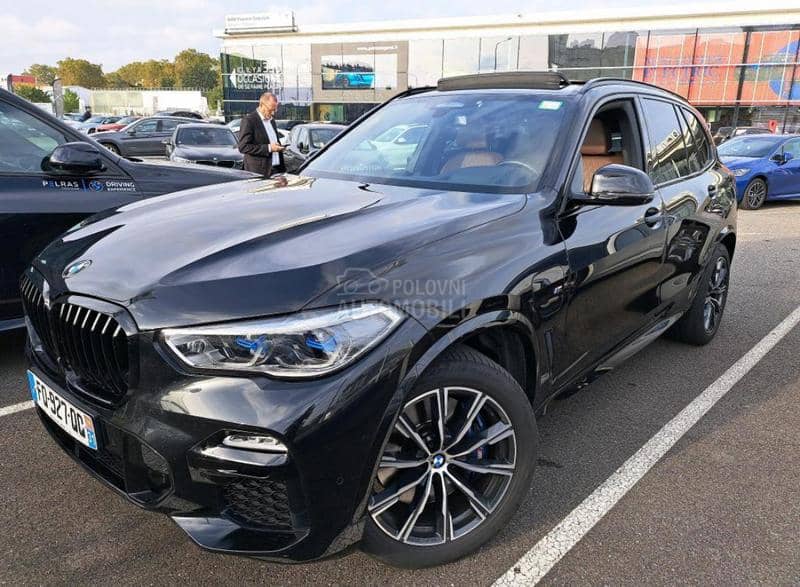 BMW X5 45e M-SPORT LASER