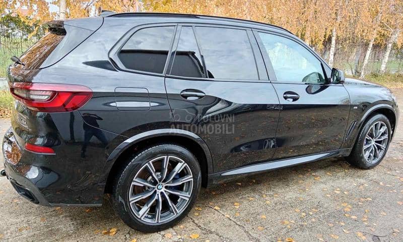 BMW X5 45e M-SPORT LASER