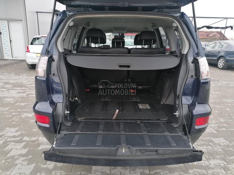 Mitsubishi Outlander 2.0 DiD REZERVISAN