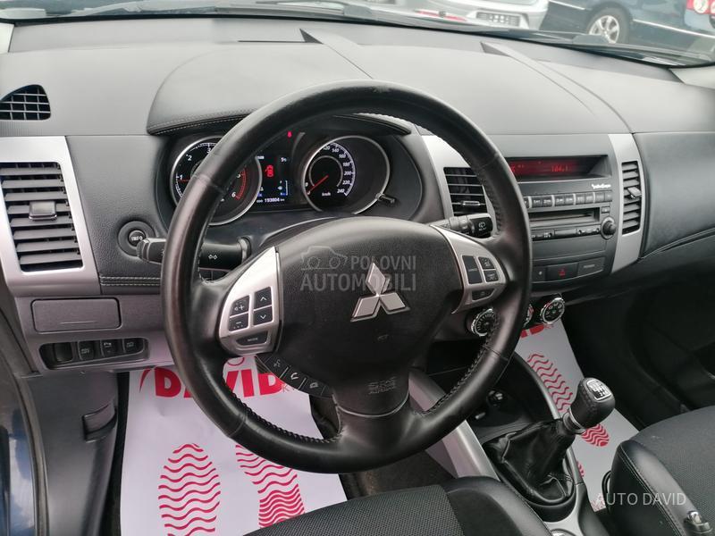 Mitsubishi Outlander 2.0 DiD REZERVISAN