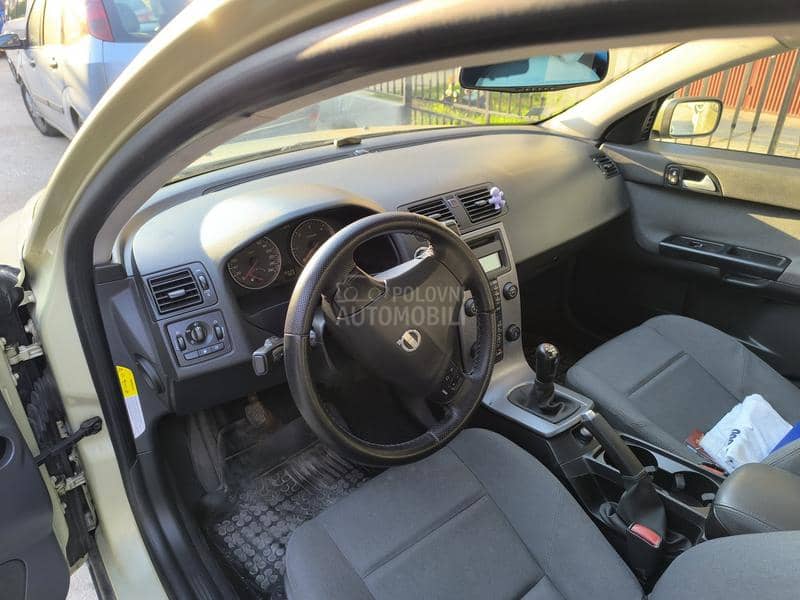 Volvo S40 2.0hdi