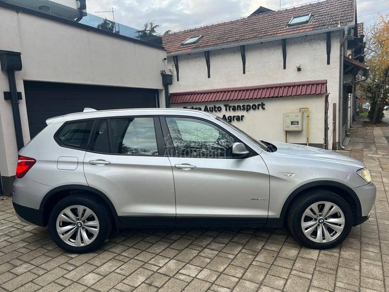 BMW X3 2.0 X-DRIVE  L E D