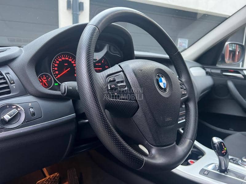 BMW X3 2.0 X-DRIVE  L E D