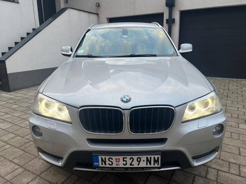 BMW X3 2.0 X-DRIVE  L E D