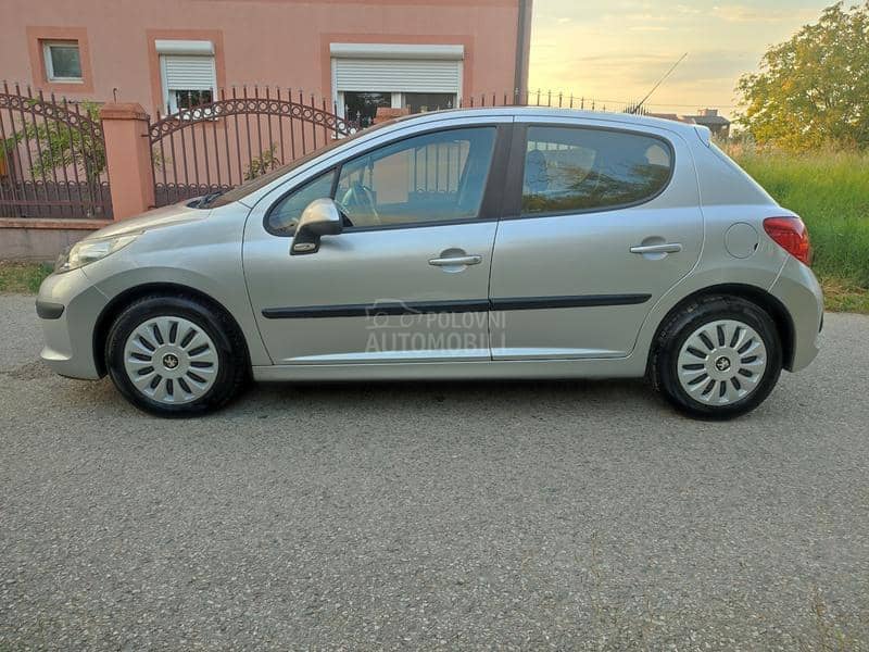 Peugeot 207 