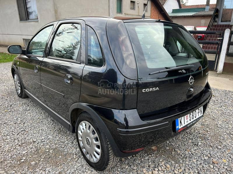 Opel Corsa C FABRIČKO STANJE