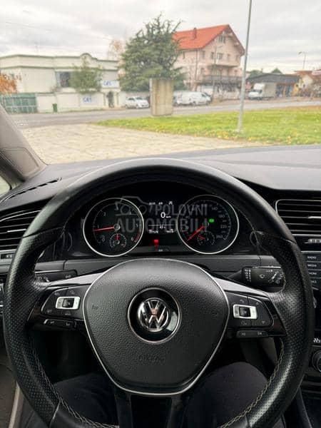 Volkswagen Golf 7 R line look