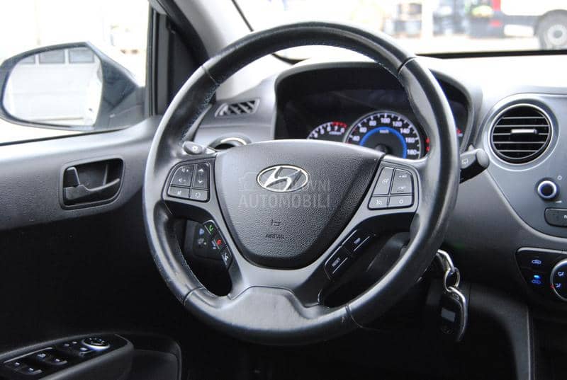 Hyundai i10 1.0 PREMIUM