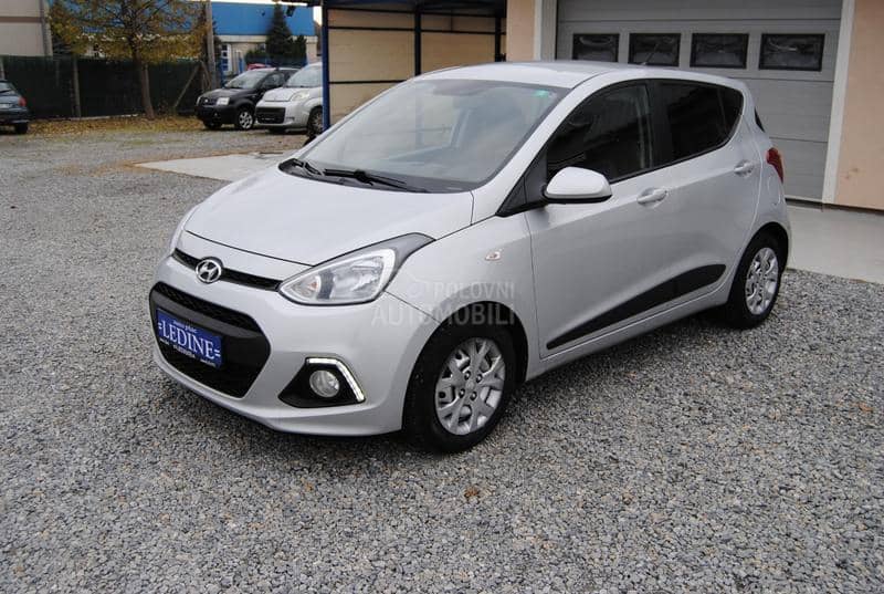 Hyundai i10 1.0 PREMIUM