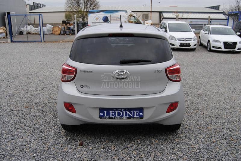 Hyundai i10 1.0 PREMIUM