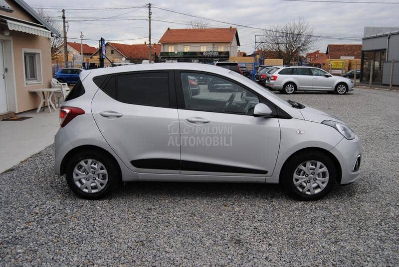 Hyundai i10 1.0 PREMIUM