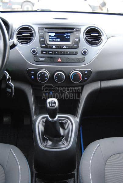 Hyundai i10 1.0 PREMIUM