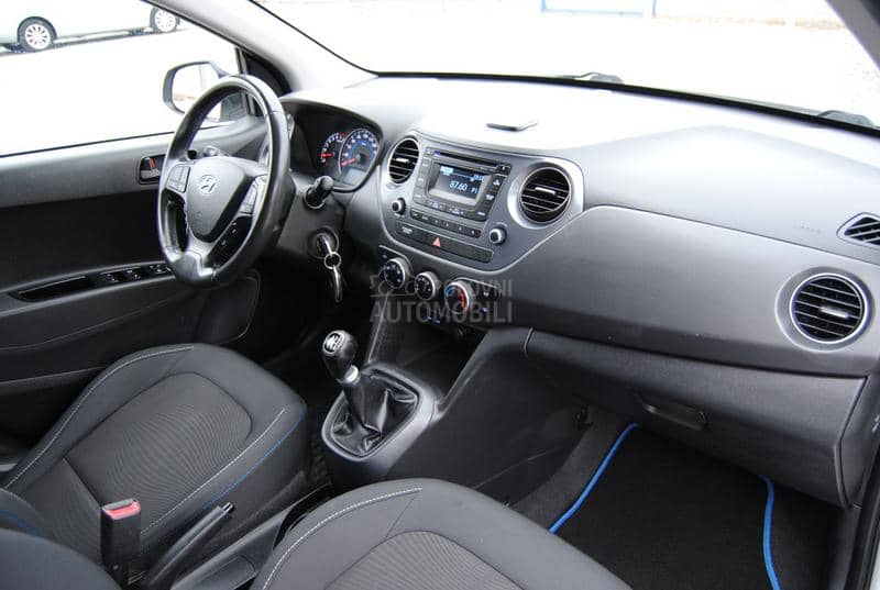 Hyundai i10 1.0 PREMIUM