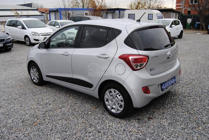 Hyundai i10 1.0 PREMIUM