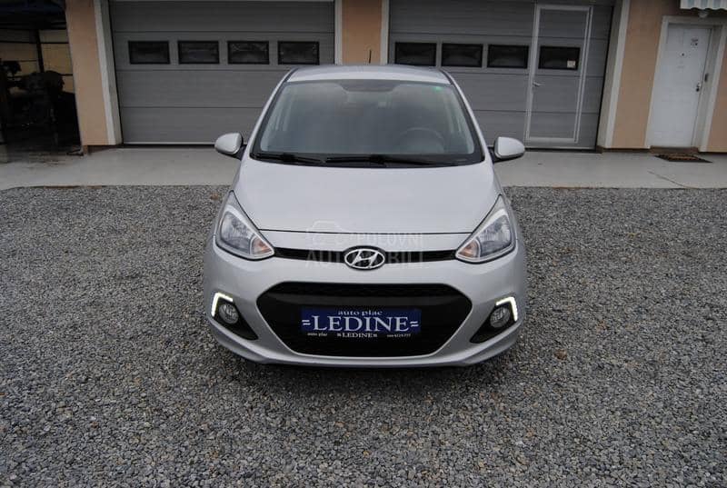 Hyundai i10 1.0 PREMIUM