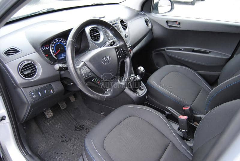 Hyundai i10 1.0 PREMIUM