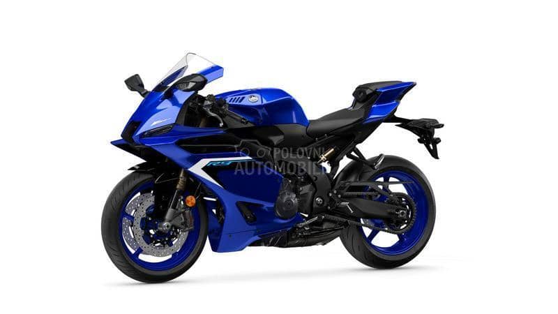 Yamaha R9 2025