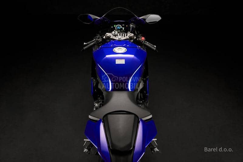 Yamaha R9 2025