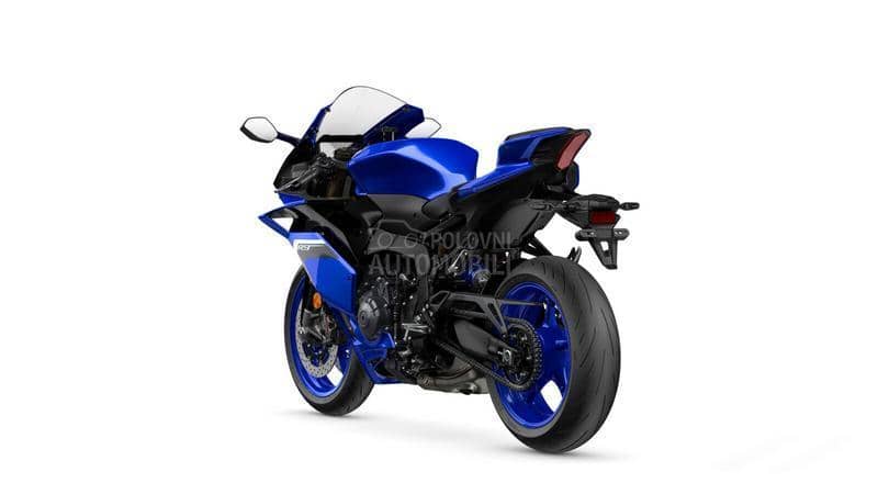 Yamaha R9 2025