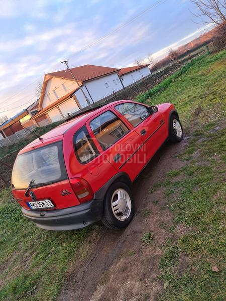 Opel Corsa B 