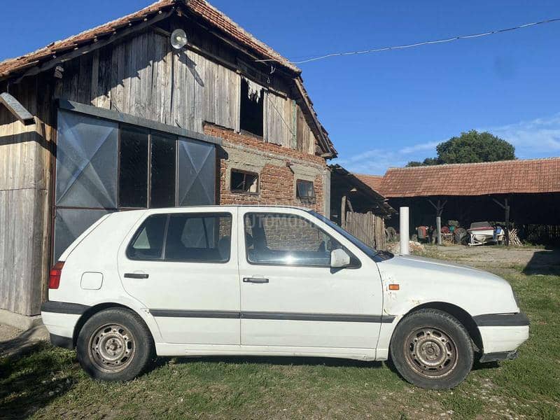 Volkswagen Golf 3 1.8 ben z/p lin