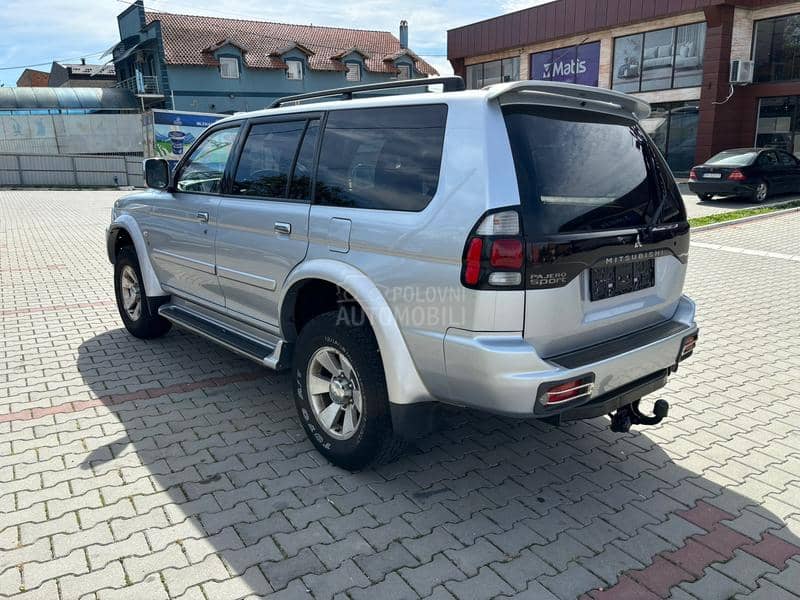 Mitsubishi Pajero Sport 3.0 V6 Dakar