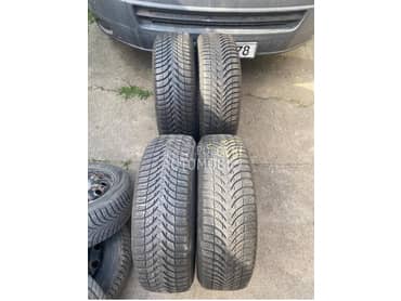 Michelin 215/60 R17 Zimska