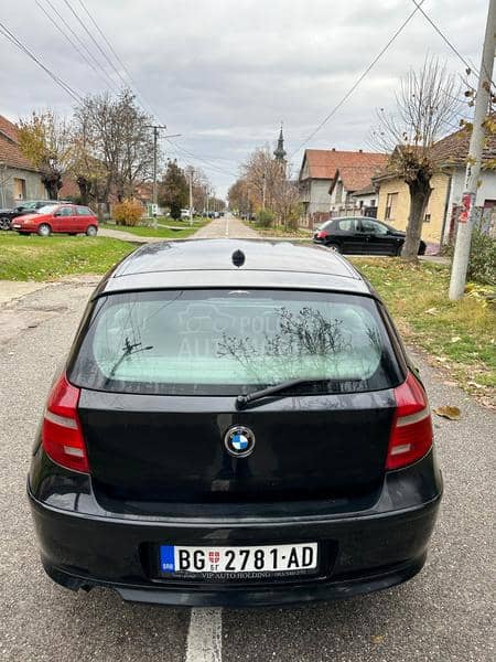 BMW 118 