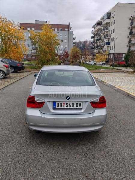 BMW 320 0612182031