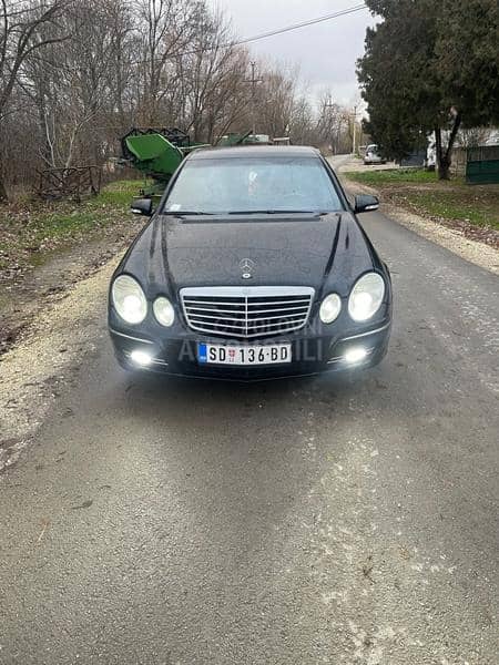 Mercedes Benz E 320 E320 V6 restajling