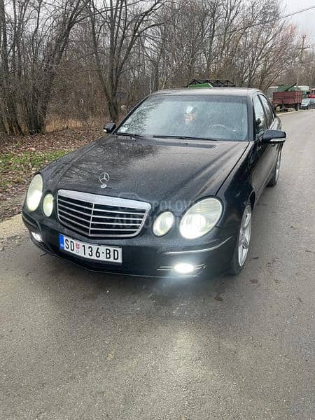 Mercedes Benz E 320 E320 V6 restajling