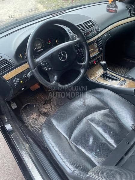 Mercedes Benz E 320 E320 V6 restajling