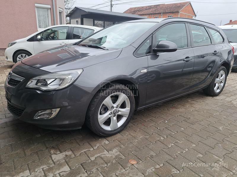 Opel Astra J 1.7 cdti