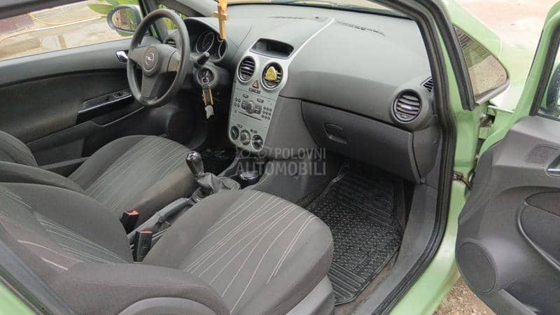 Opel Corsa D 