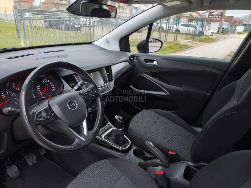 Opel Crossland X  1.2