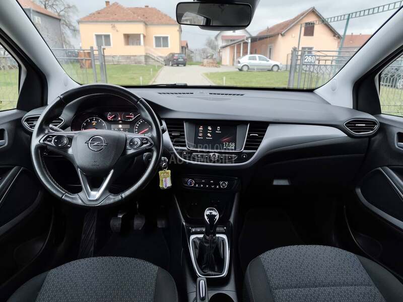 Opel Crossland X  1.2