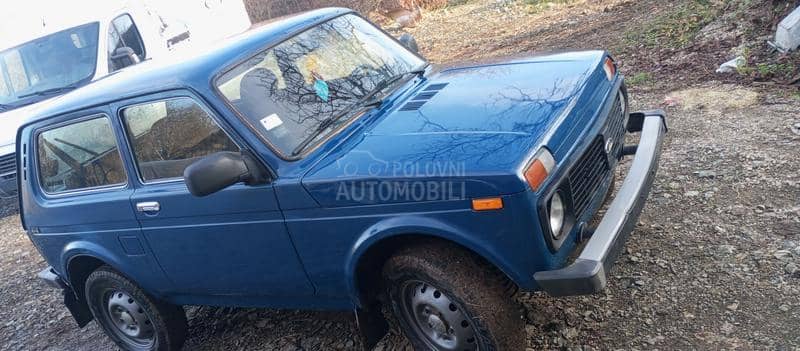 Lada Niva 1,7i