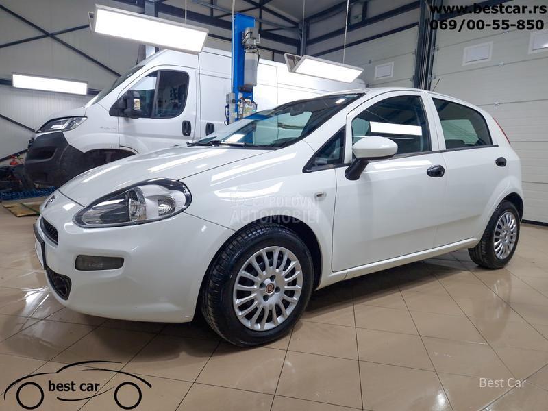 Fiat Grande Punto 4 Sedista N1