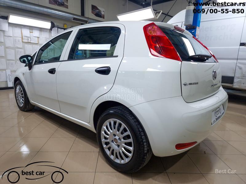 Fiat Grande Punto 4 Sedista N1