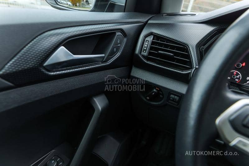 Volkswagen T-Cross Life 1.0 TSI DSG