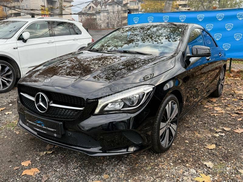 Mercedes Benz CLA 180 