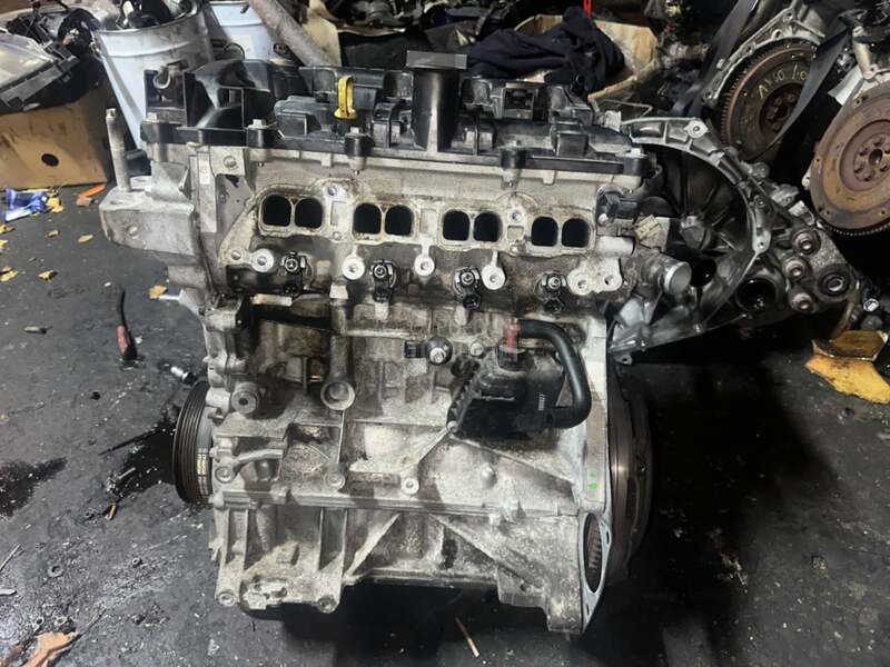 Motor benzin 1.5