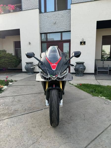 Aprilia RSV 4 1100